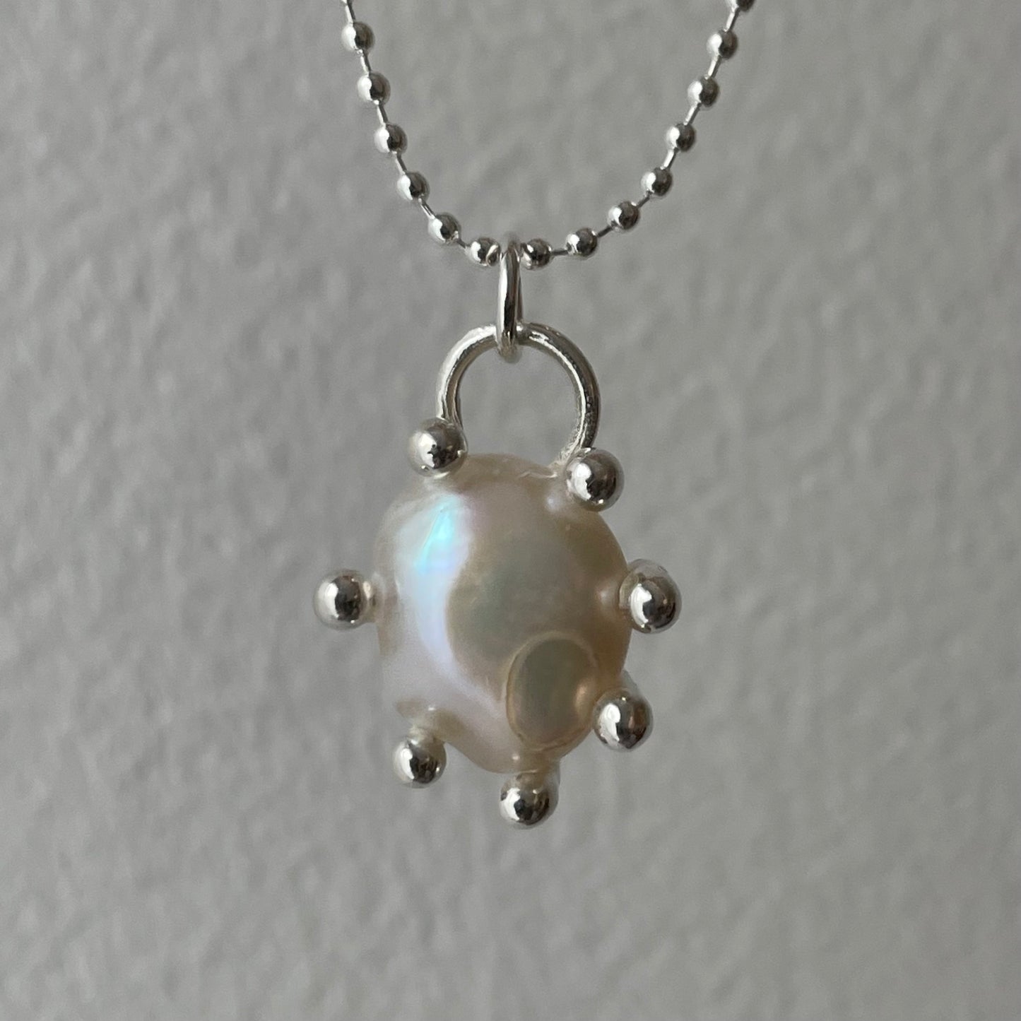 pearl pendant 04