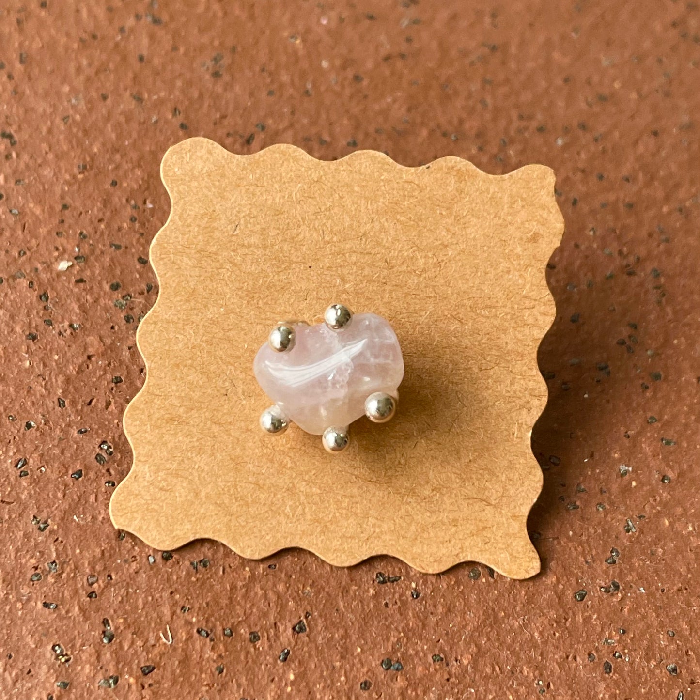 pebble stud 02