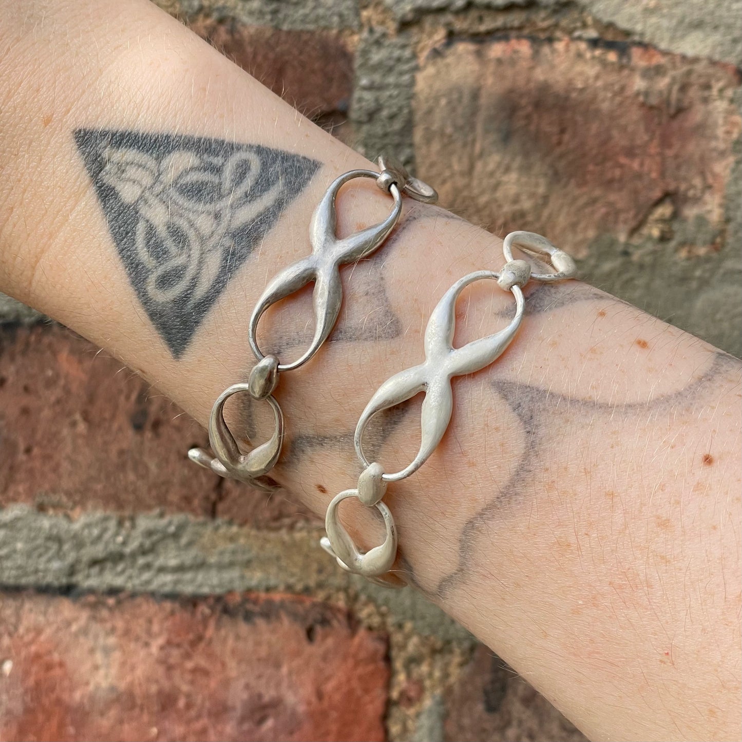 Butterfly link bracelet