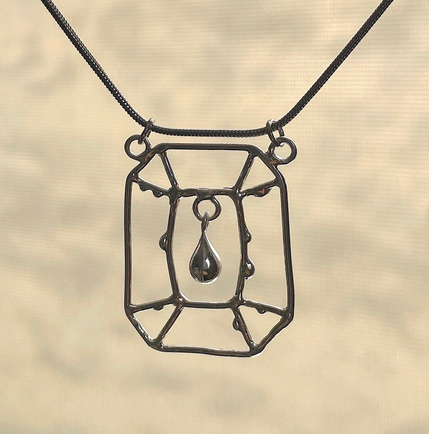 Facet pendant