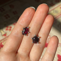 garnet studs