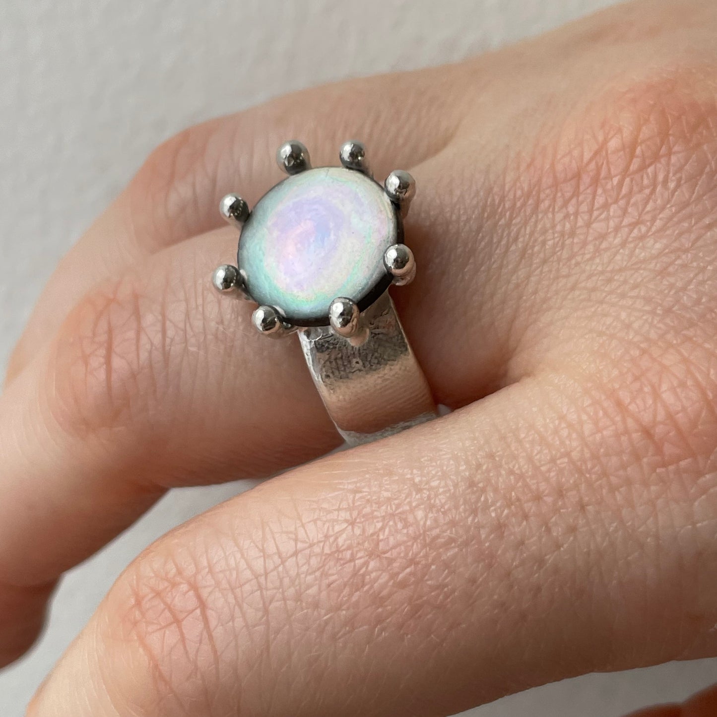 moody pearl ring 7.5