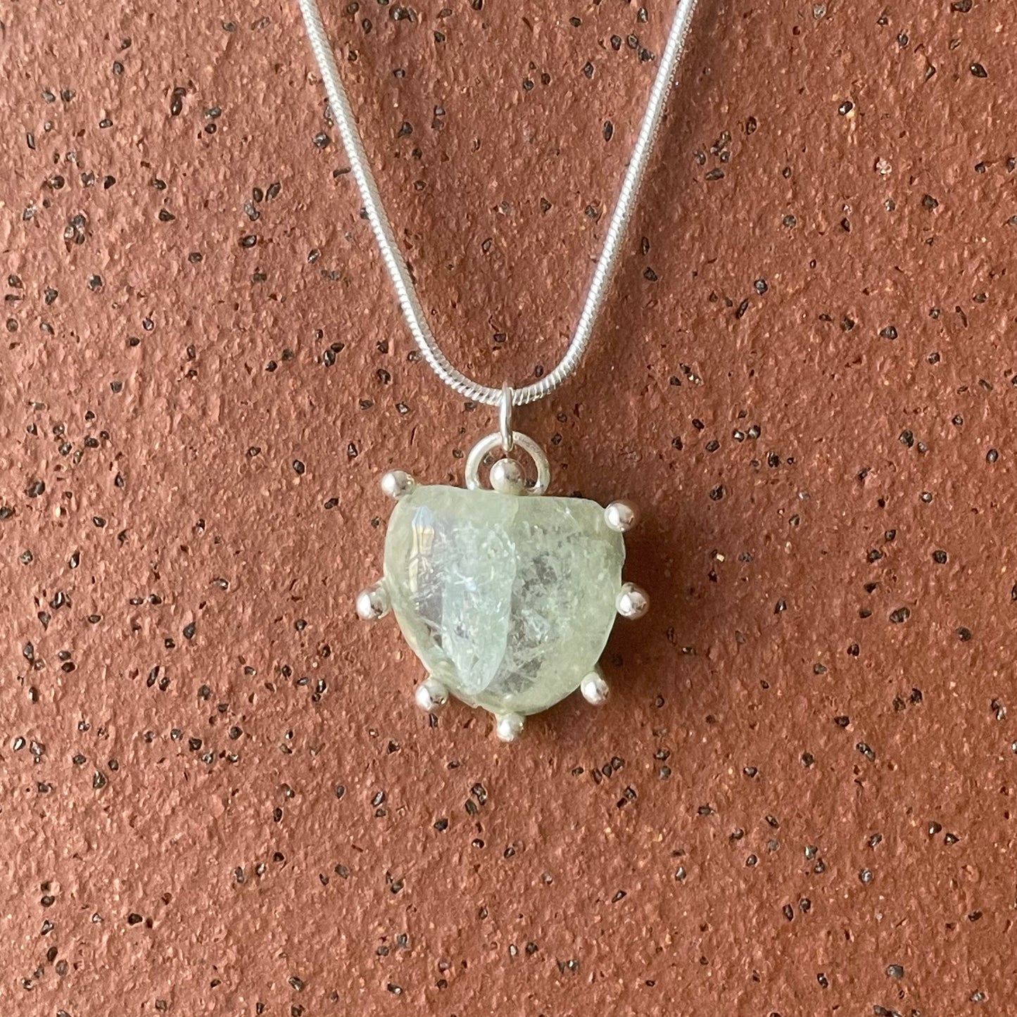 icy stone pendant 01